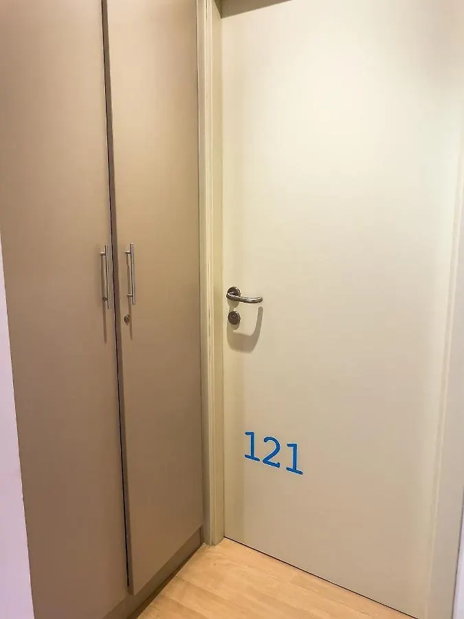 Leevin Student Barcelona Apartment 0*,